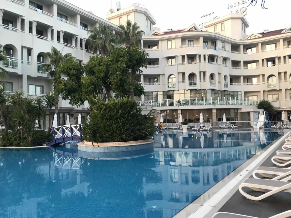 Pool Side Star Beach