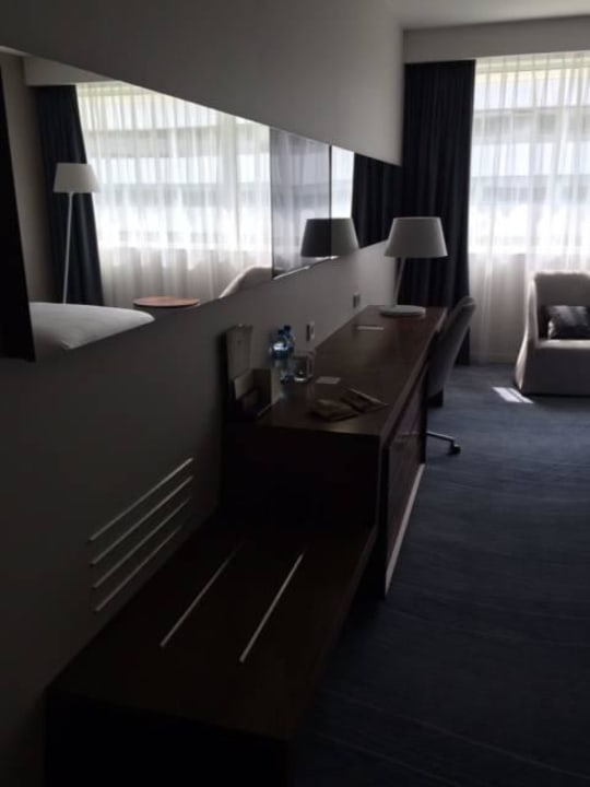 Biurko DoubleTree by Hilton Hotel Wroclaw