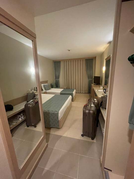 Zimmer Can Garden Resort