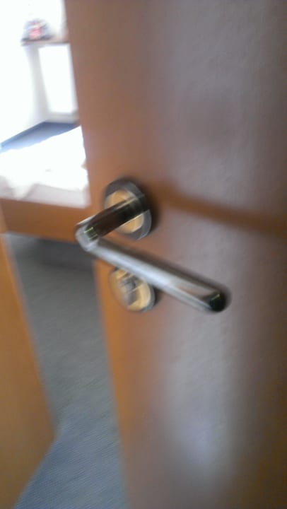 Jede Tür von außen zu öffnen Edit Pension Rossau