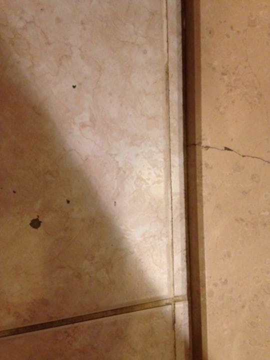 Fliesen Zimmer - kaputt und Flecken Crystal Paraiso Aqua Collection