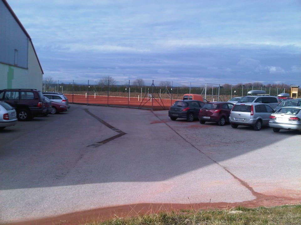 Parkplatz Thermenhotel Kurz