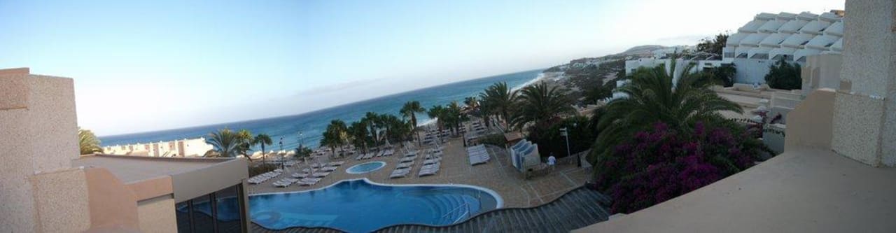 Panoramabild vom Balkonausblick SBH Hotel Taro Beach