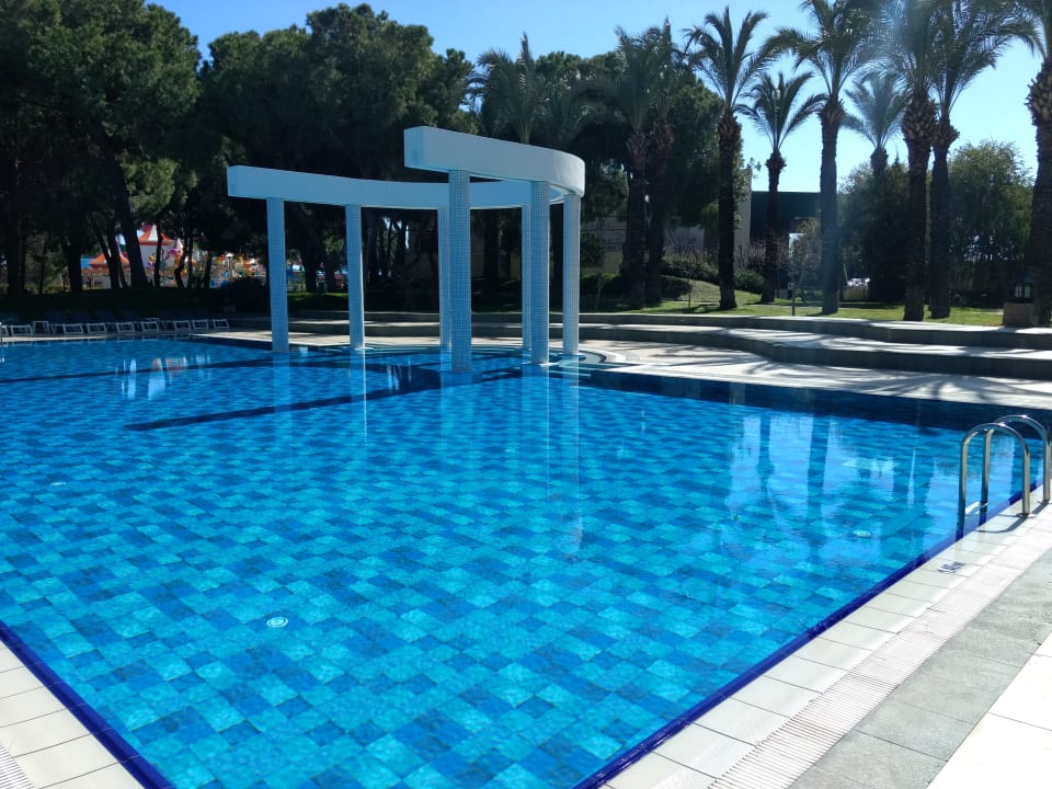 Pool IC Hotels Green Palace