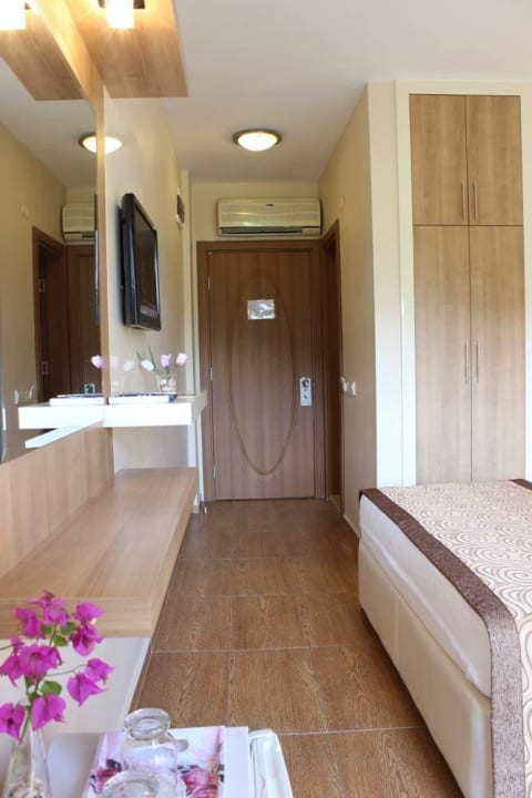 Doppelbett 2. und 3. Stock Berg-Sea Blick 22" Lcd  Papirus Hotel