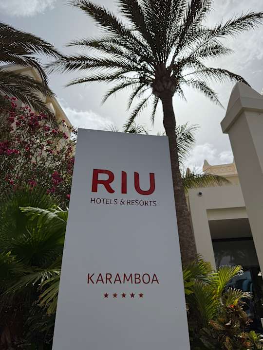 Außenansicht Hotel Riu Karamboa