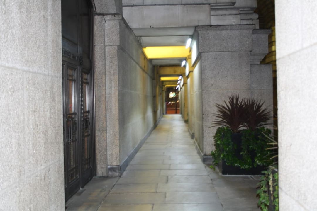 Eingang Hotel Marriott London County Hall