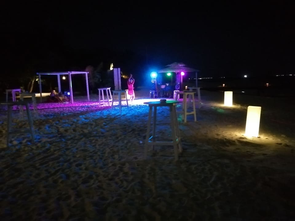 Strand Adaaran Select Meedhupparu Island Resort - Premium All Inclusive