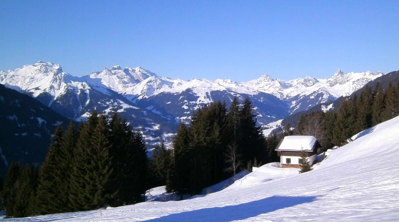 Weg vom Haus Alpenfrieden zum Panoramagasthof Panoramagasthof Kristberg