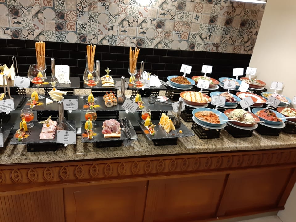 Gastro Hotel Palace, Sunny Day Resort