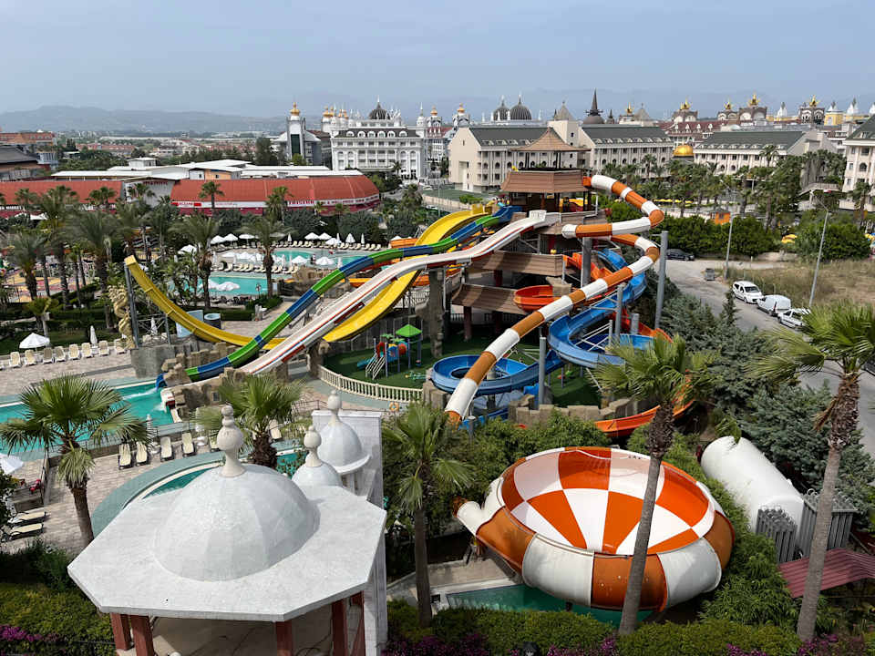 Außenansicht Royal Taj Mahal Hotel