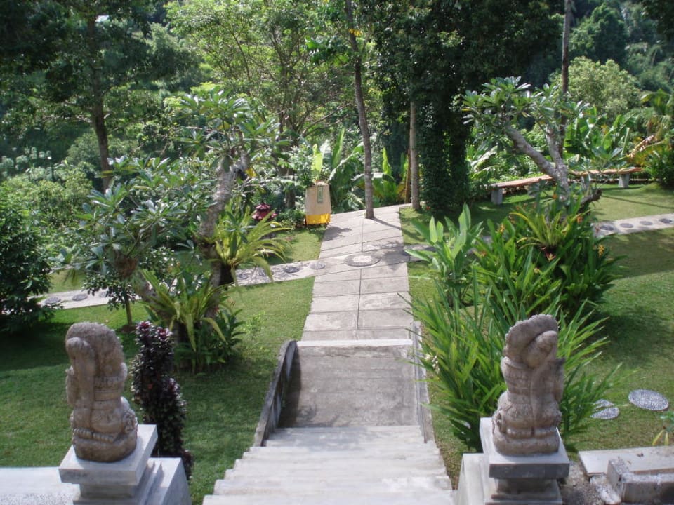 Weg zum Restaurant Hotel Beji Ubud Resort