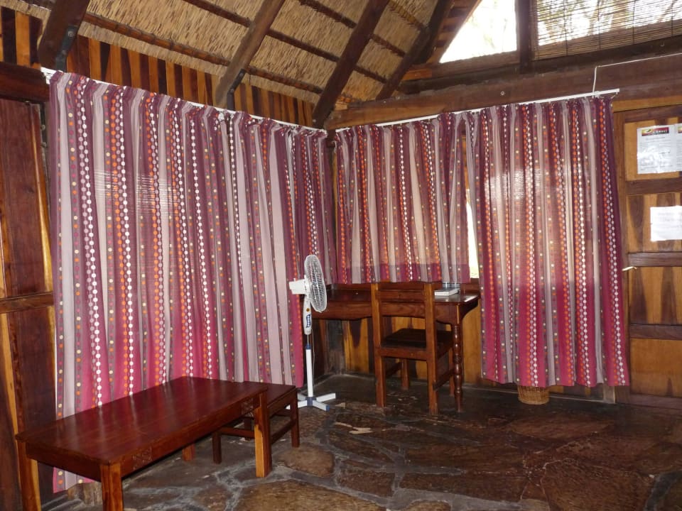 Zi. 5 n'Kwazi Lodge And Camping Site
