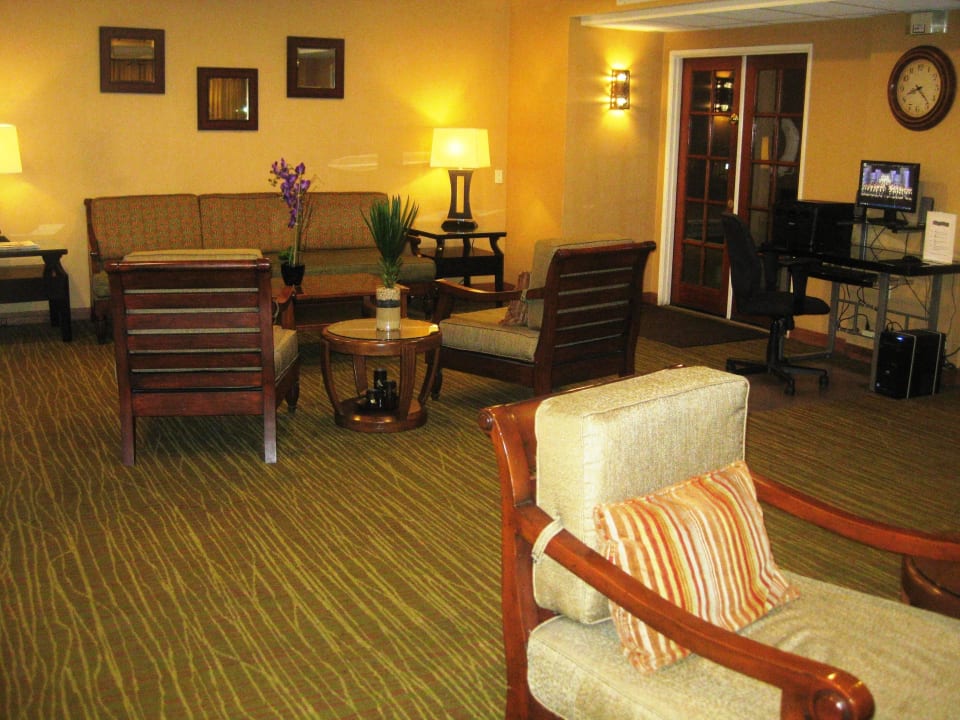 Couch und Sessel Hotel Holiday Inn Express San Diego-Escondido