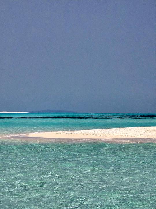 Strand Kuredu Island Resort & Spa