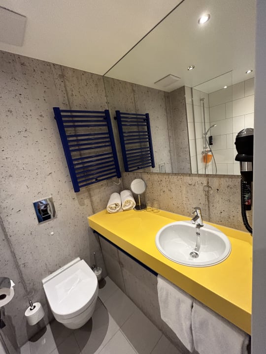 Zimmer Holiday Inn - the niu, Form Stuttgart Feuerbach