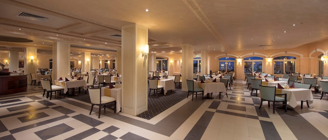 Restaurant Premier Le Reve Hotel & Spa