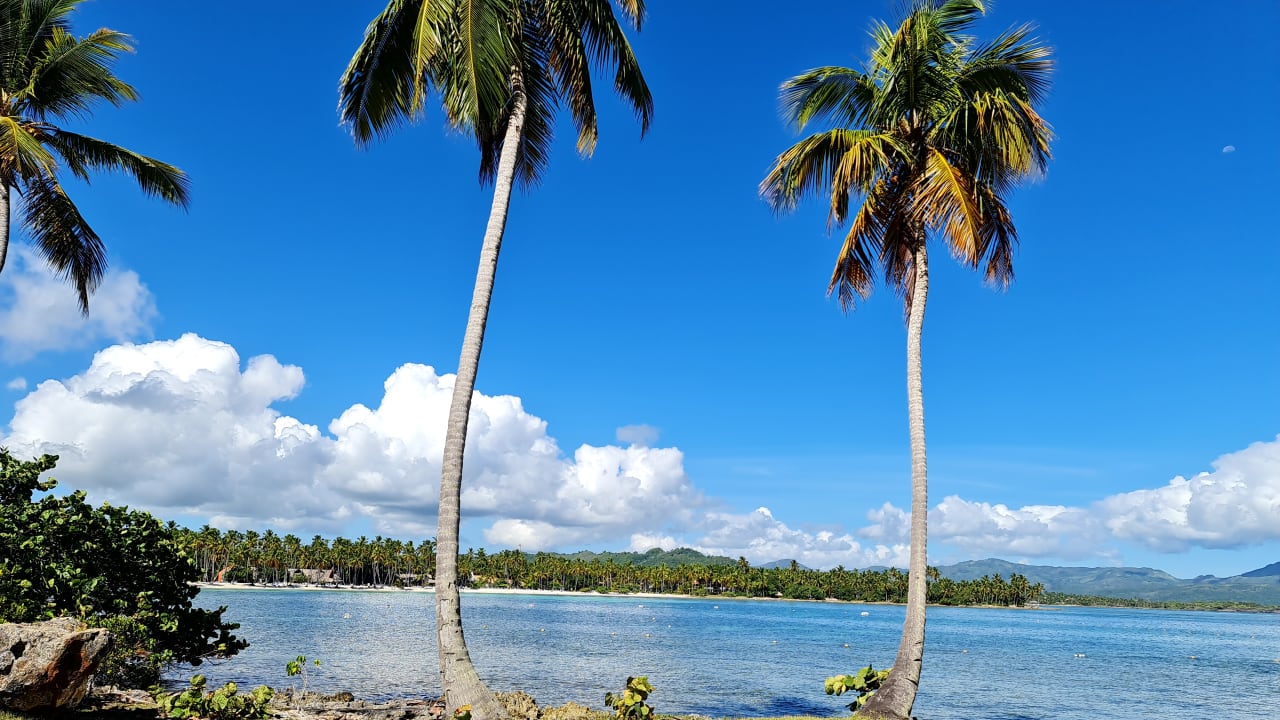 Strand Wyndham Alltra Samana