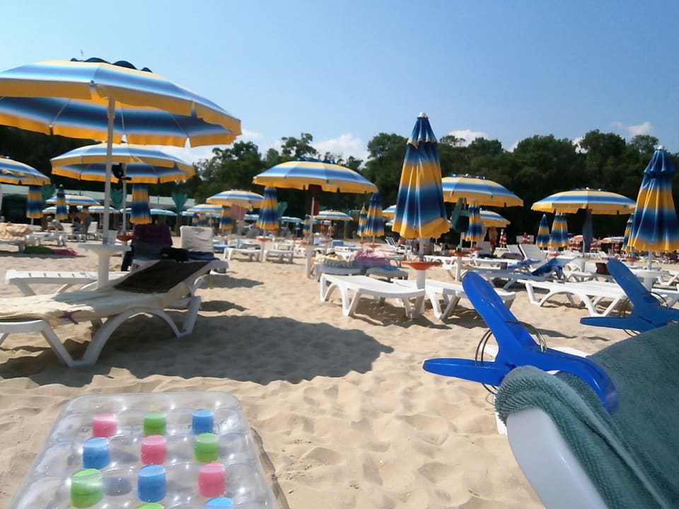 Strand Hotel Borjana