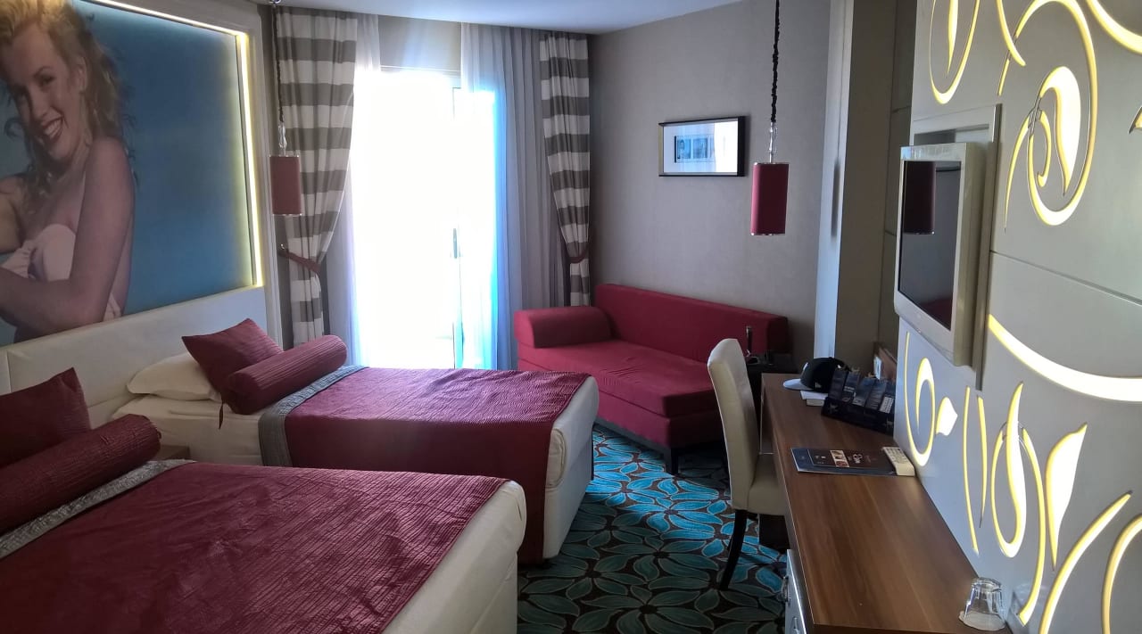 Zimmer Vikingen Infinity Resort & Spa