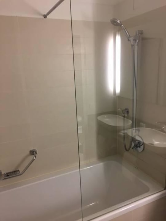 Shower COSMO Hotel Berlin Mitte