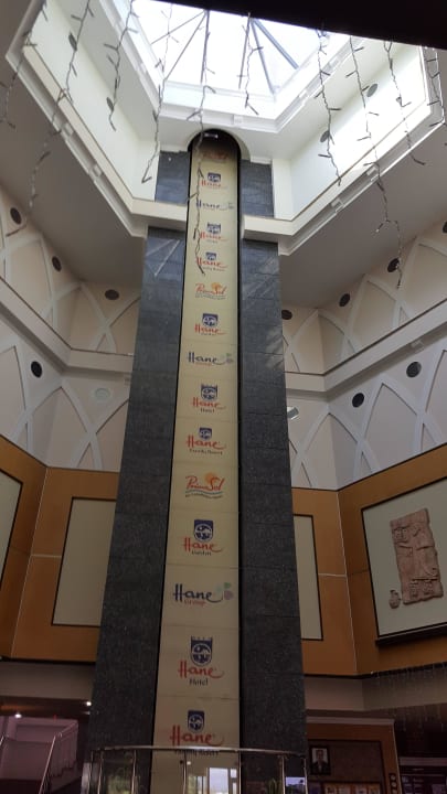 Lobby Hane Family Resort