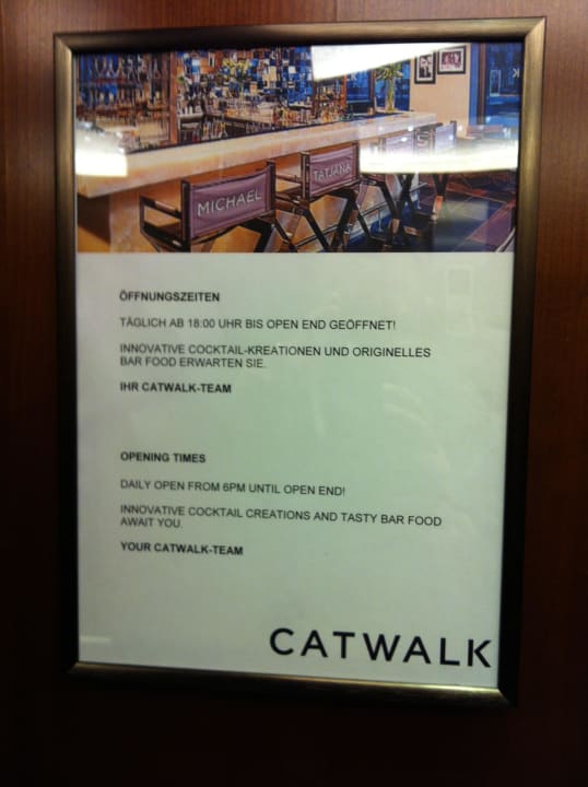 Werbung im Aufzug Berlin Marriott Hotel