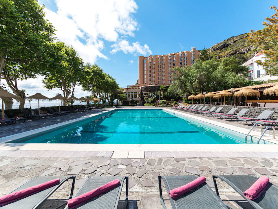 Pool Hotel Dom Pedro Madeira