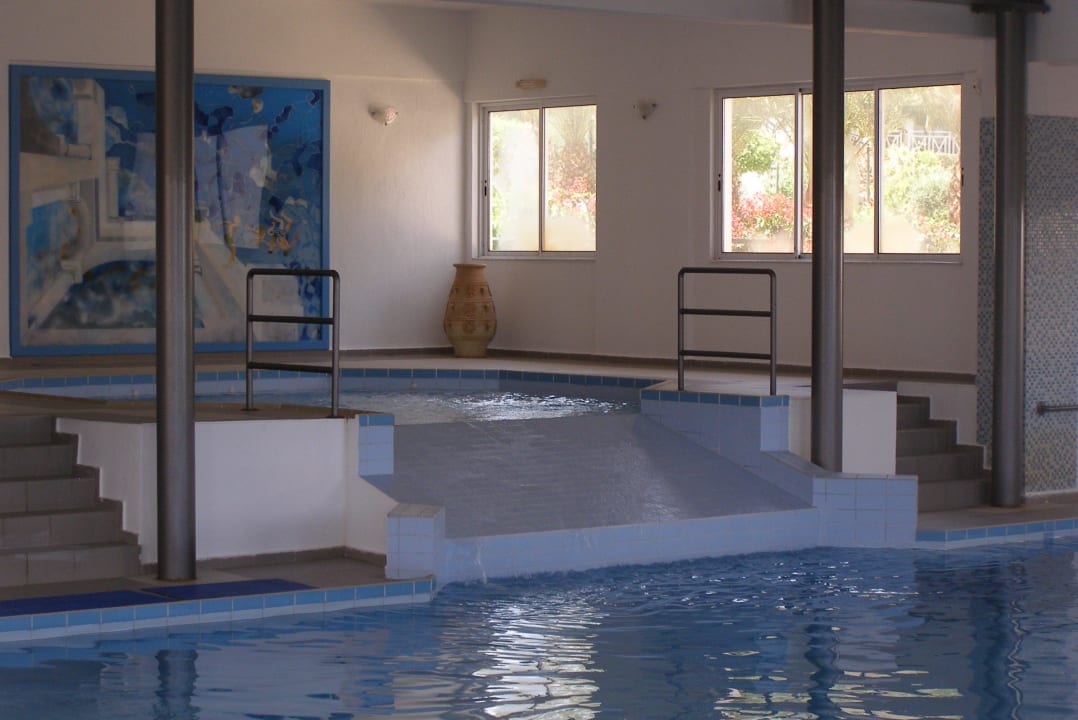 Indoorpool - wie immer verwaist Annabelle Beach Resort