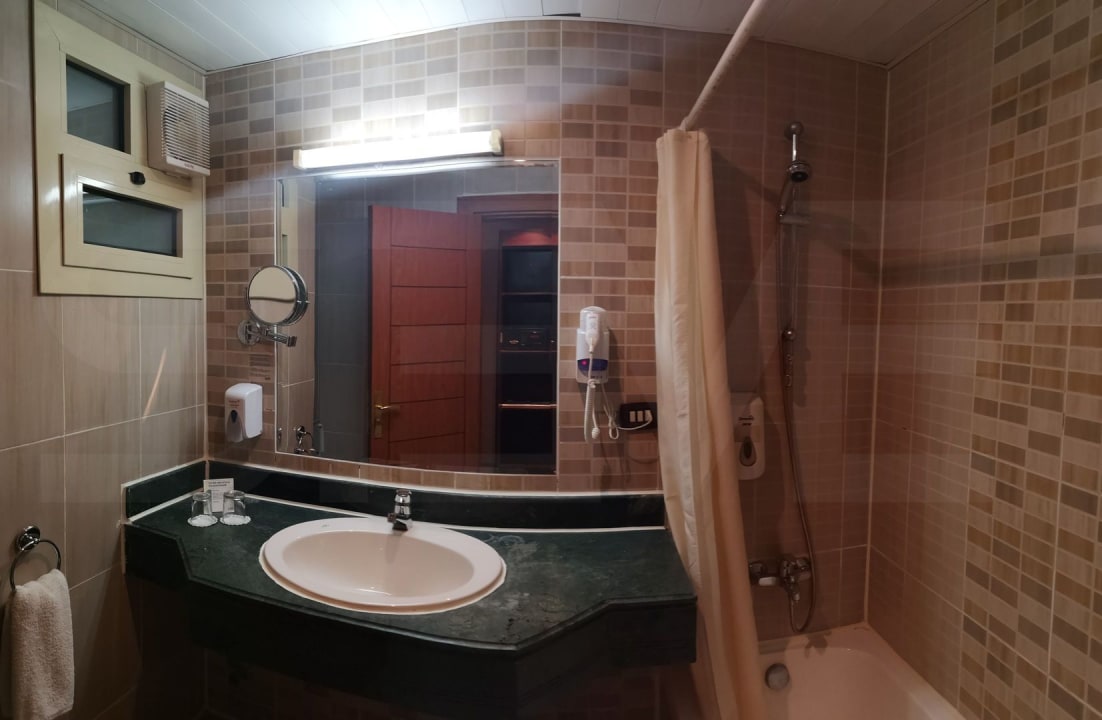 Zimmer Three Corners Equinox Beach Resort