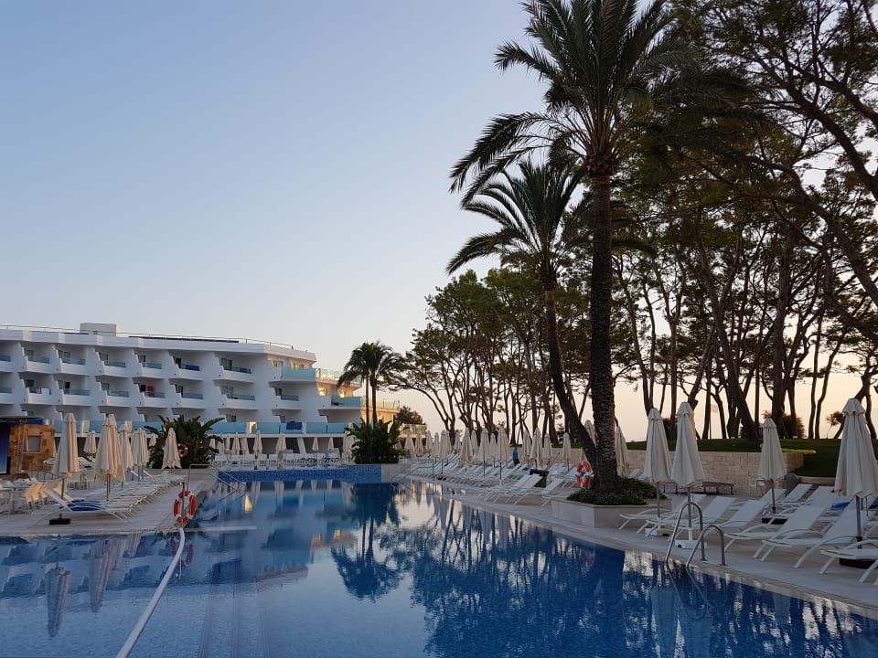 Pool Iberostar Waves Playa de Muro