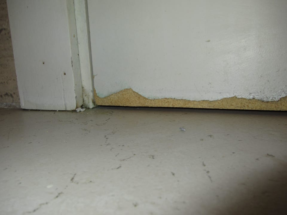 Zustand Tür im Bad Zimmer 22 Alcudiamar Marina Residence