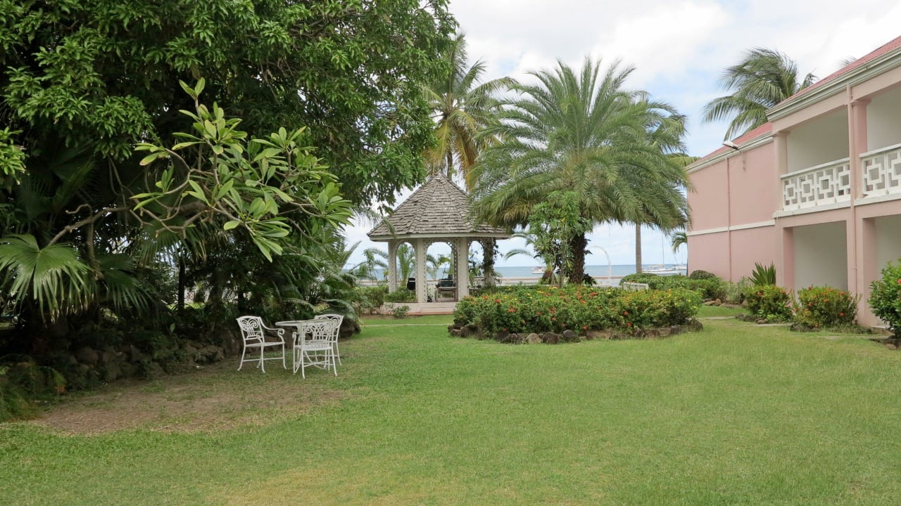 St. Lucian by rex resorts St Lucian by Rex Resorts  (Im Umbau/Renovierung)