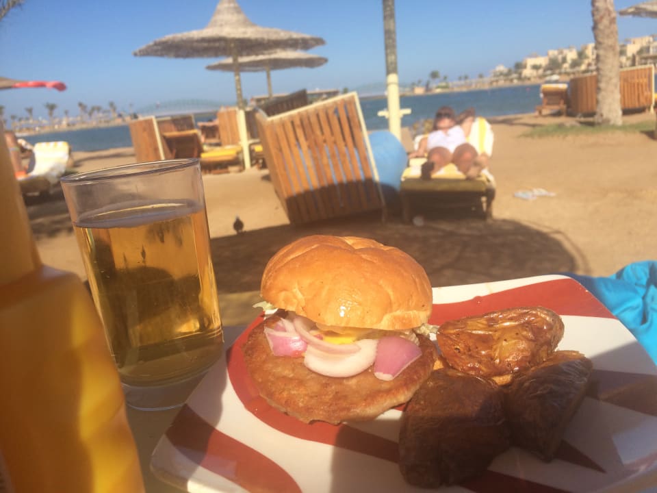 Super Burger von der Snack Bar  Desert Rose