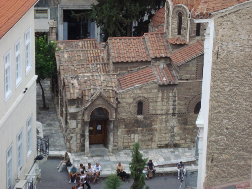 Fensterblick von der  Strassenseite Hotel Plaka