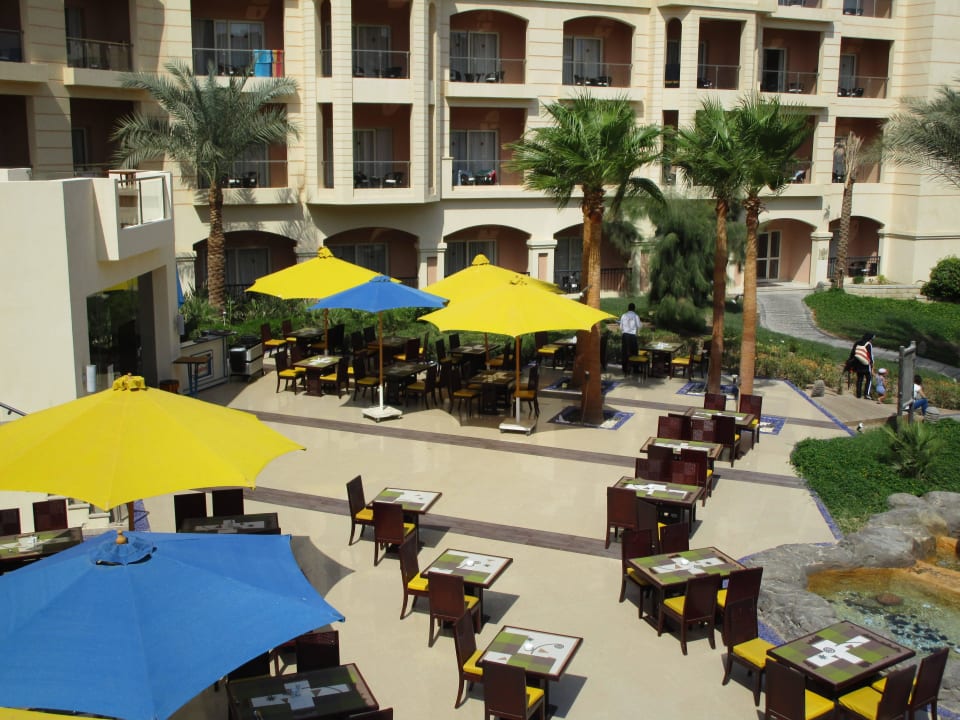 Frühstücksterrasse Tropitel Sahl Hasheesh