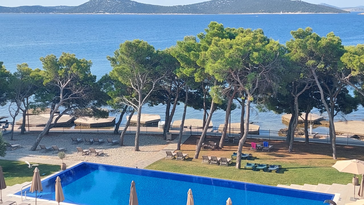 Pool Villas Arausana & Antonina