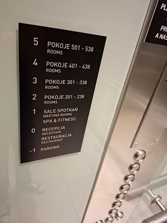 Lobby Park Inn by Radisson Krakow Hotel