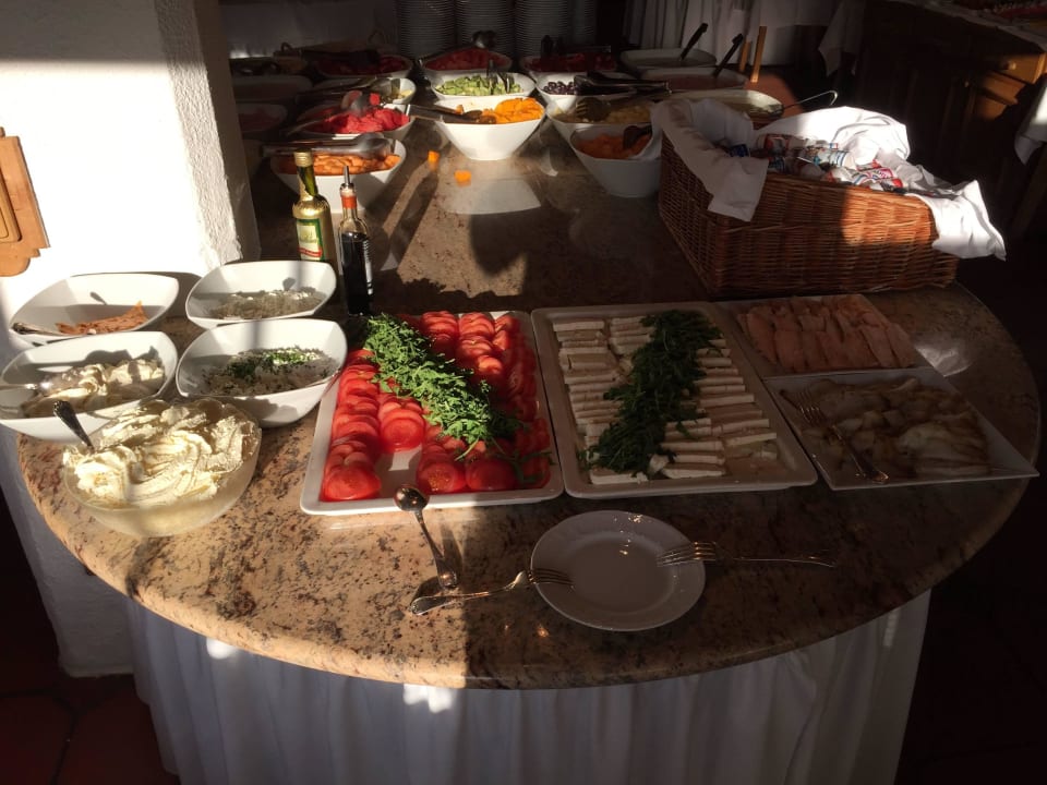 Fisch zum Frühstücksbuffet Biohotel Stanglwirt