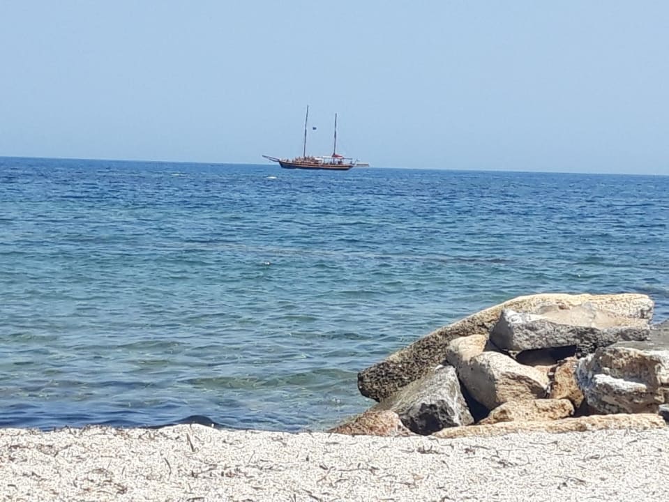 Strand Hotel Serita Beach