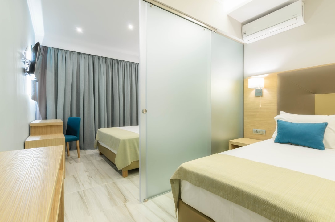 Zimmer Karras Grande Resort