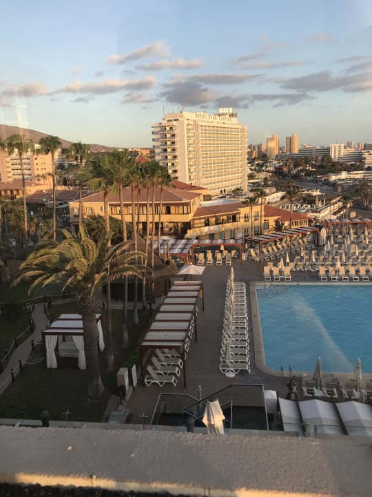 Pool Iberostar Waves Bouganville Playa