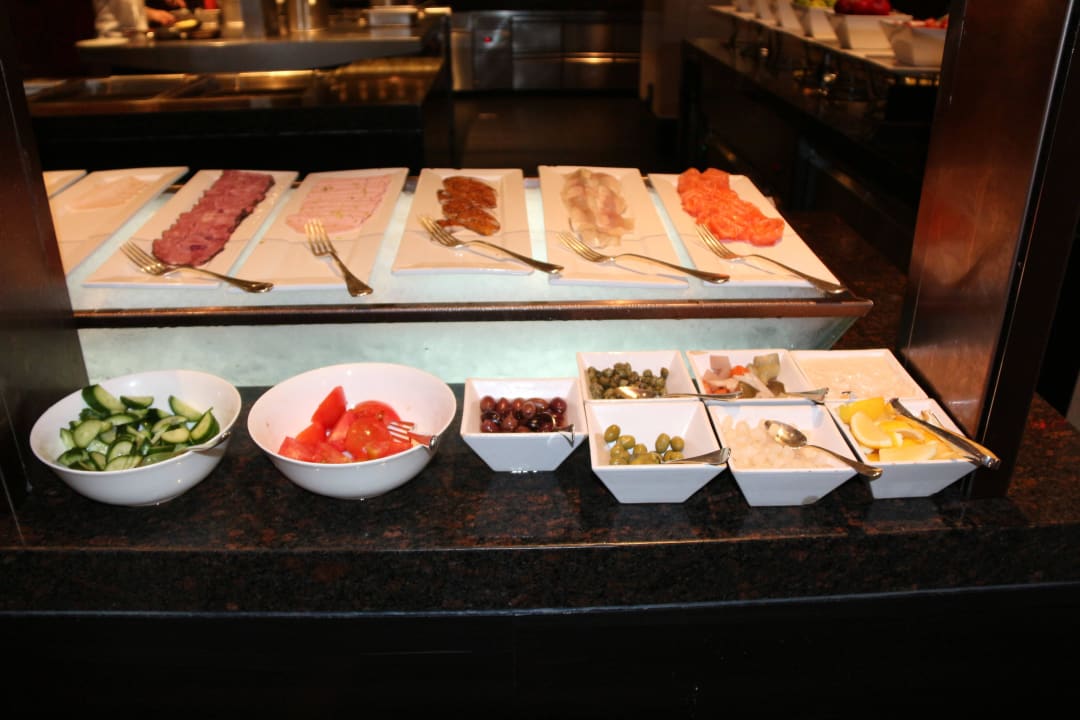 Frühstück Park Hyatt Abu Dhabi Hotel and Villas