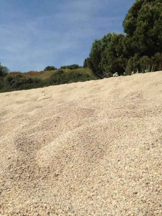 Sand vom Hotelstrand Hotel Lagomandra Beach