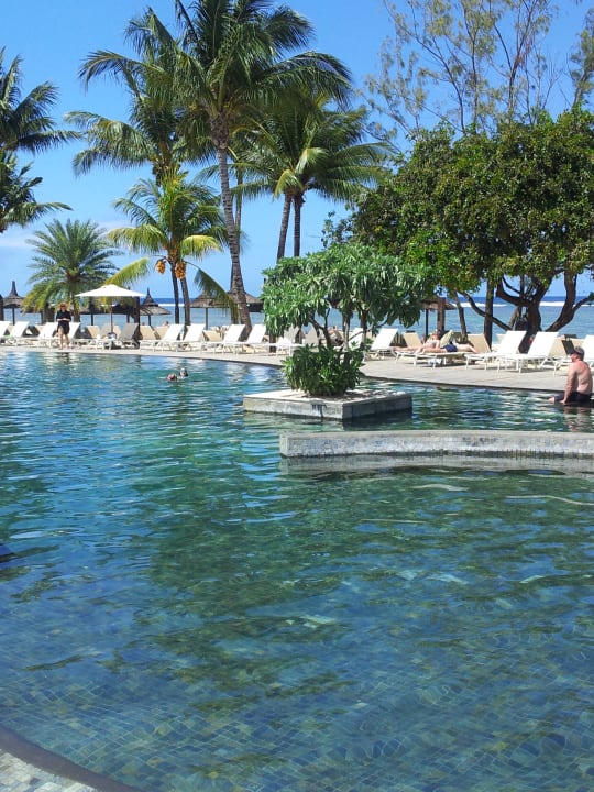 Pool Outrigger Mauritius Beach Resort