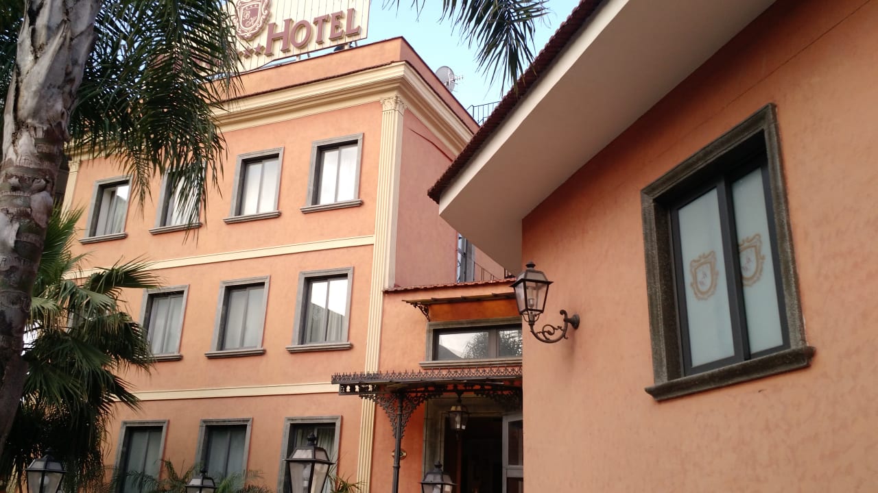 Außenansicht Hotel Buono