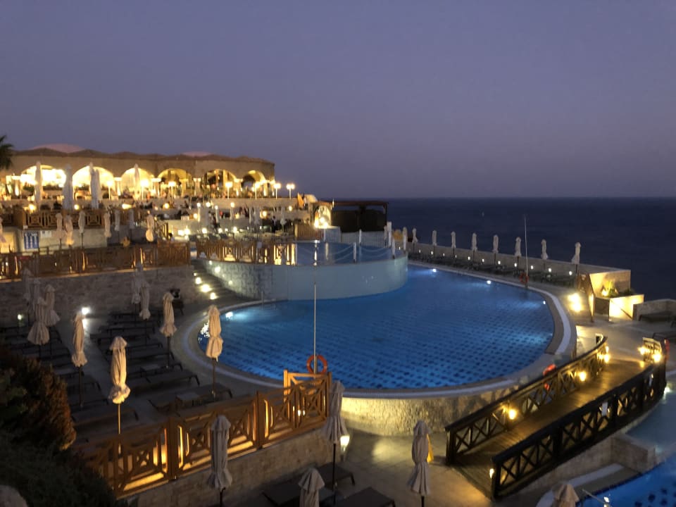 Außenansicht Hotel Kalithea Horizon Royal