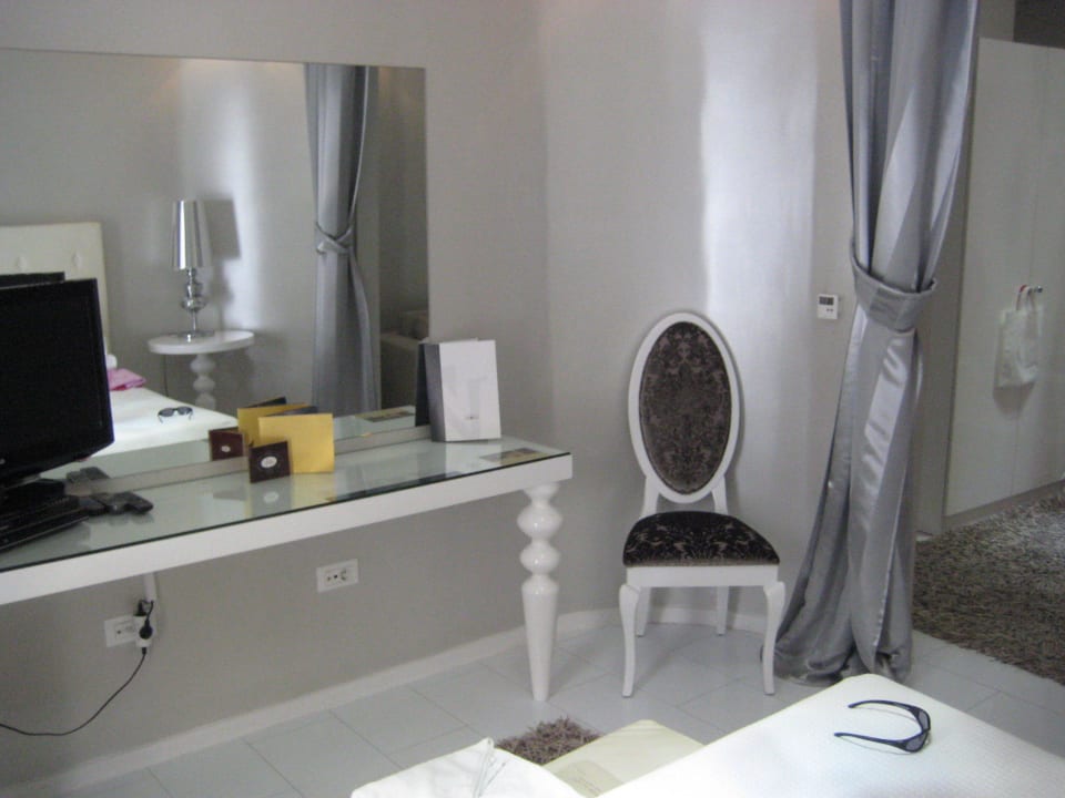 Blick vom Bett The Marblous Athens