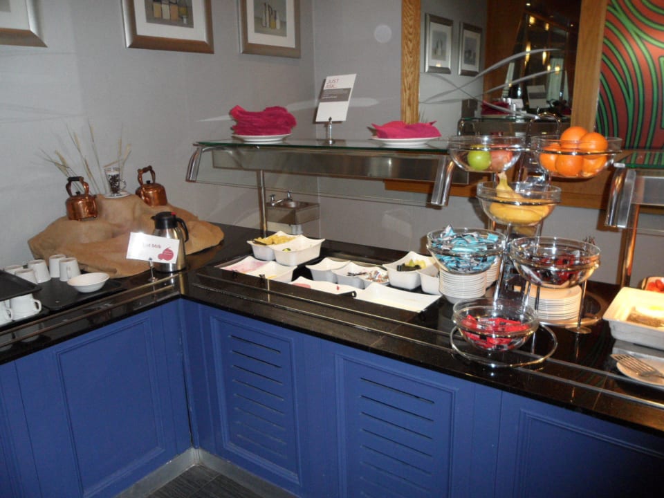 Frühstück Leonardo Hotel London Croydon