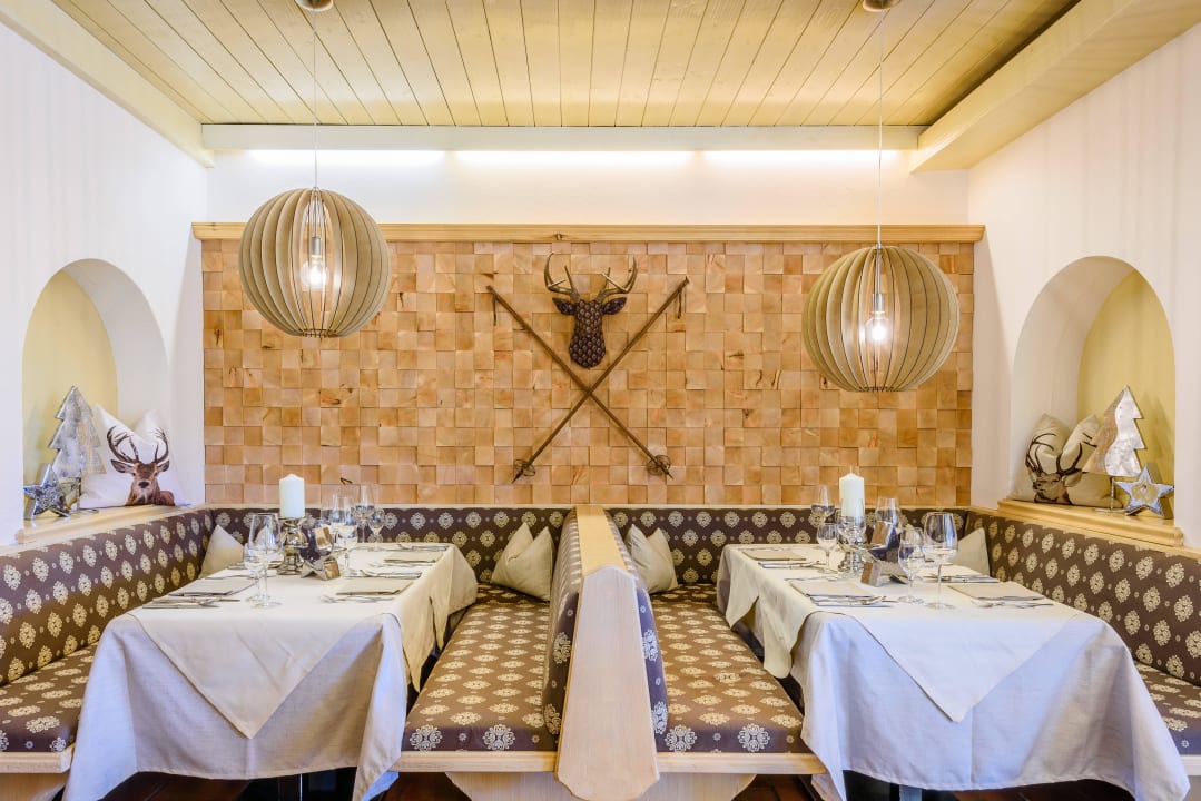 Neu gestalteter Restaurantbereich Wellnessresort Vier Jahreszeiten